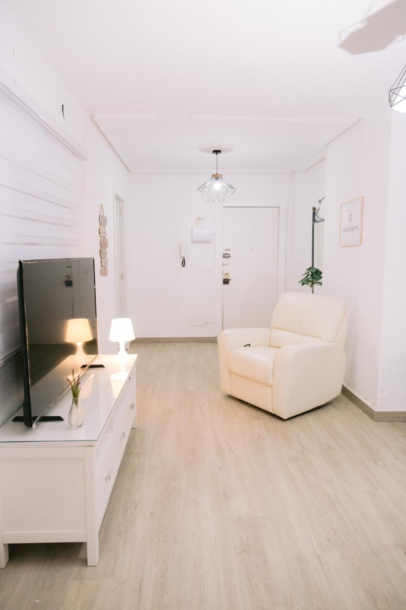 Piso Compartido Delyrent, Renfe Hotel Jaen Luaran gambar