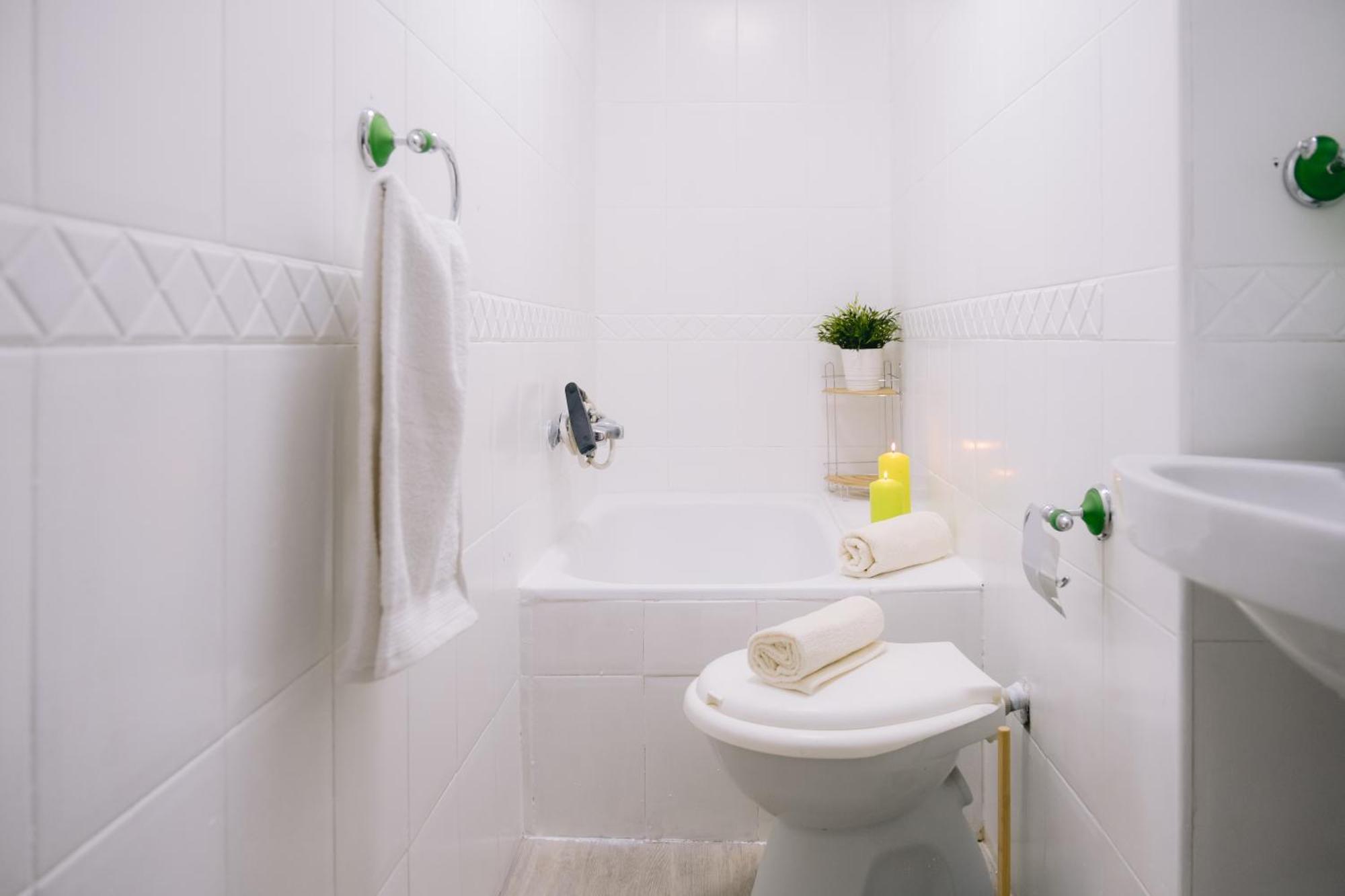 Piso Compartido Delyrent, Renfe Hotel Jaen Luaran gambar